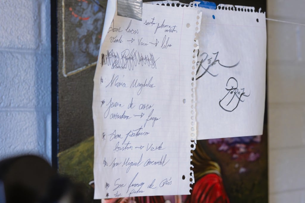 Mosaicos DiegoPerez 06 1024x683 - Mosaicos: Las brochas