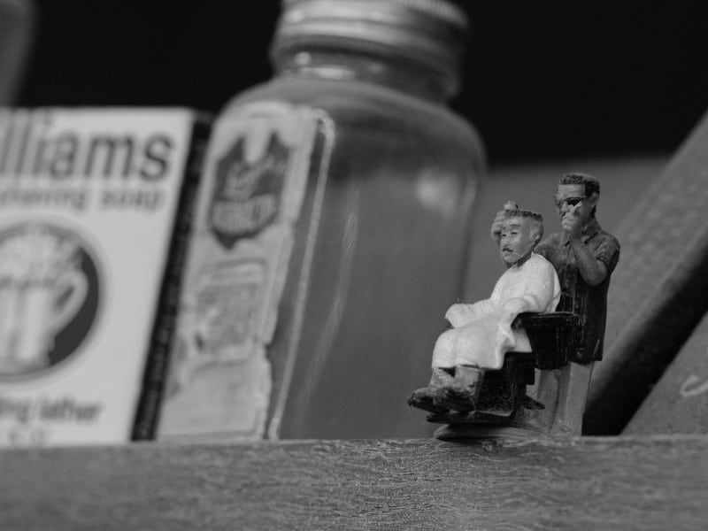 David Arandaz es el jefe de Bel View Barber Shop. Foto: Daniel Robles